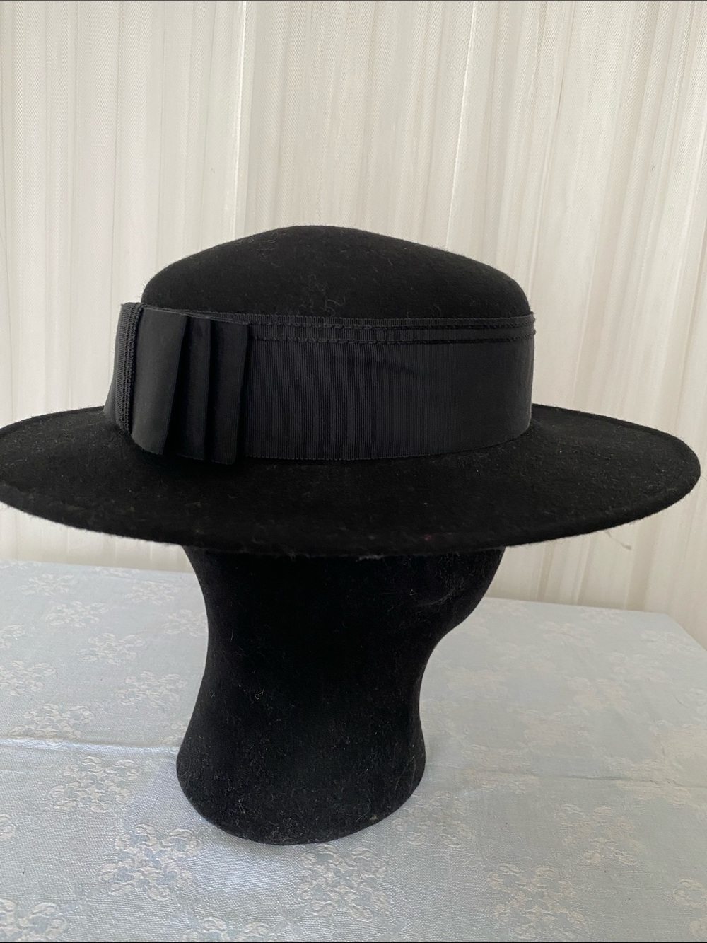 Source Unknown Black Wool Felt Wide-Brim Rancher Hat with Band
